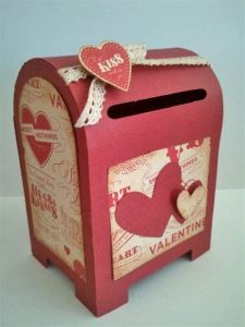 30+ Adorable Valentine Mailbox Decorating Ideas Ideas