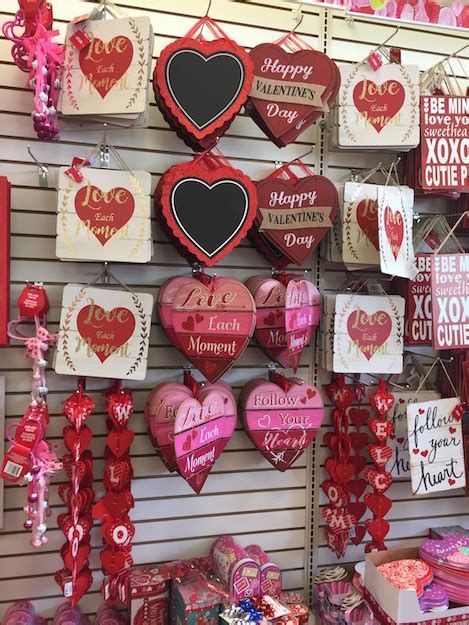 Attractive Dollar Tree Valentine Decoration Ideas Ideas 34