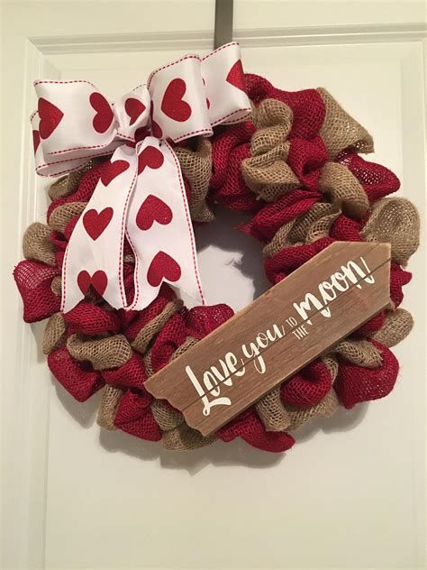 Awesome Burlap Valentine Decorations Ideas 11