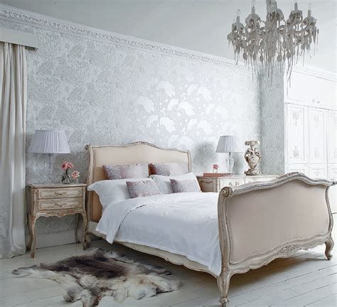 Awesome French Shabby Chic Interiors Ideas 05