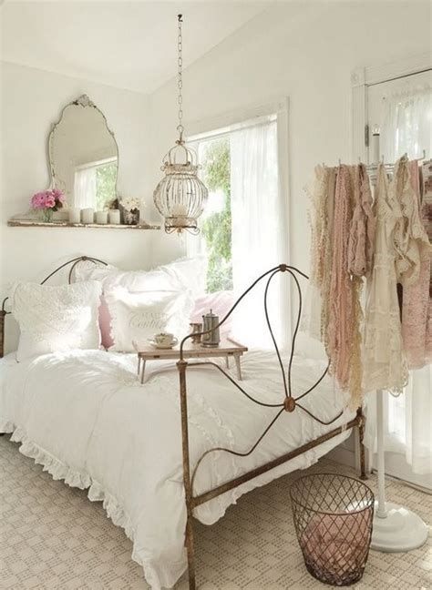 Awesome French Shabby Chic Interiors Ideas 12