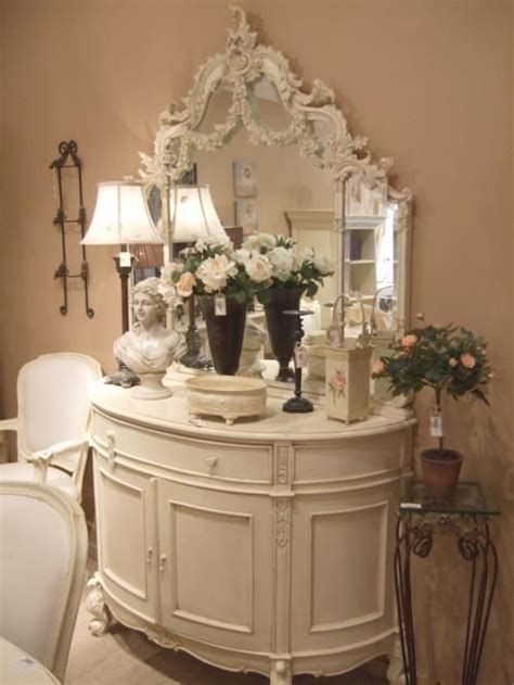 Awesome French Shabby Chic Interiors Ideas 17