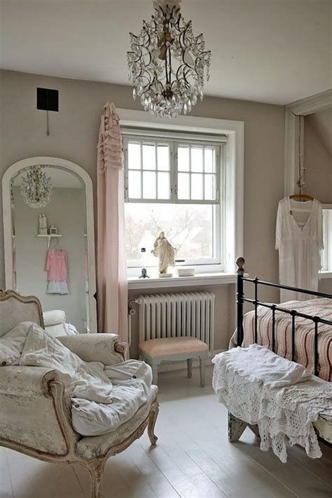 Awesome French Shabby Chic Interiors Ideas 23