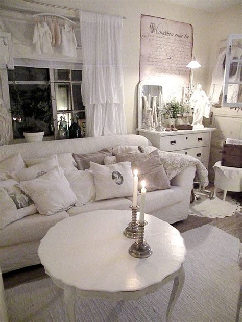 Awesome French Shabby Chic Interiors Ideas 34