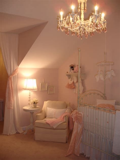 Beautiful Shabby Chic Baby Bedroom Ideas 10