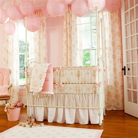 Beautiful Shabby Chic Baby Bedroom Ideas 45