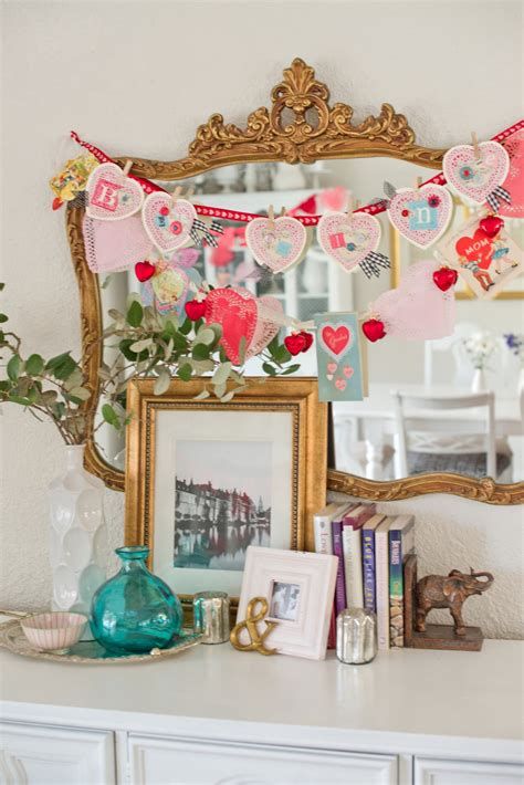 Classy Inexpensive Valentine Decorations Ideas 20