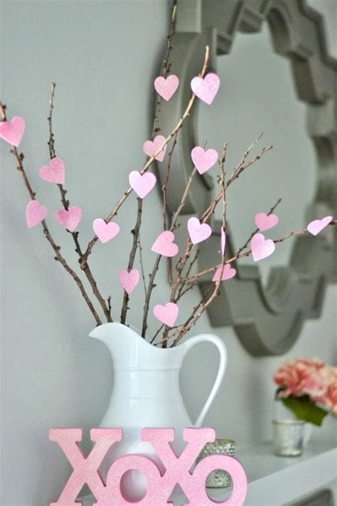 Classy Inexpensive Valentine Decorations Ideas 25