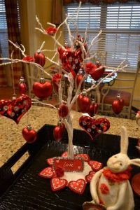 Classy Inexpensive Valentine Decorations Ideas 34