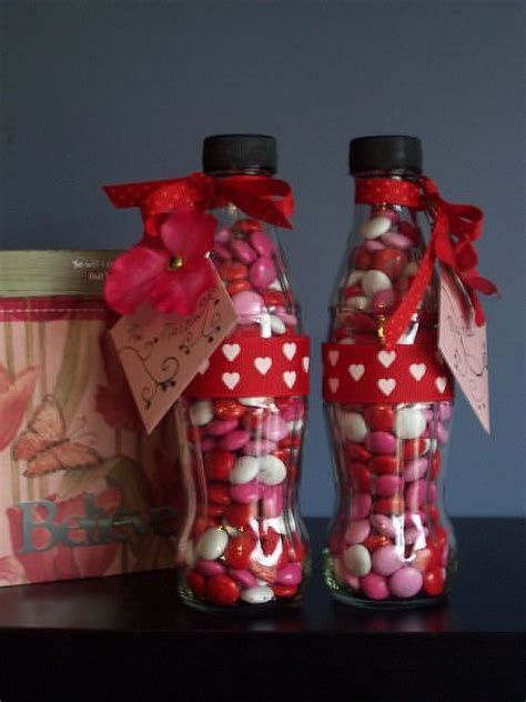 Classy Inexpensive Valentine Decorations Ideas 38