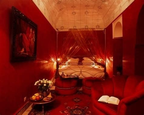 Classy Valentines Day Bedroom Decorations Ideas 12