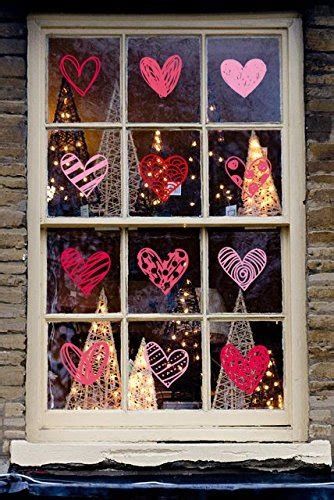 Comfy Lighted Valentine Window Decorations Ideas 08