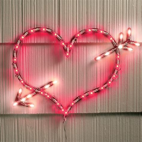 Comfy Lighted Valentine Window Decorations Ideas 41