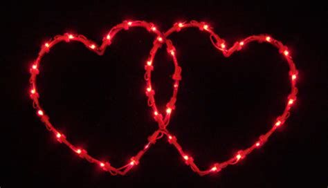 Comfy Lighted Valentine Window Decorations Ideas 45