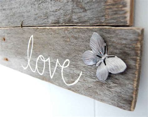 Comfy Shabby Chic Wall Signs Plaques Ideas 31