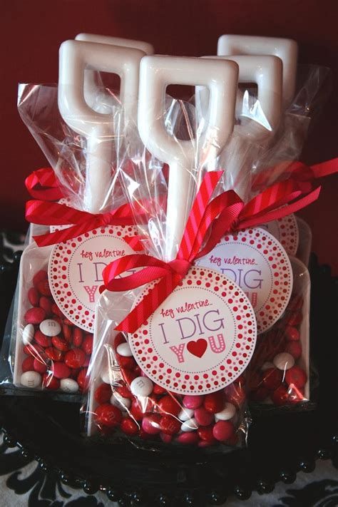 Cool Printable Valentine Bag Decorations Ideas 11