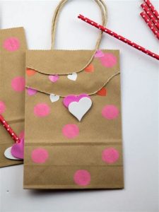 Cool Printable Valentine Bag Decorations Ideas 41