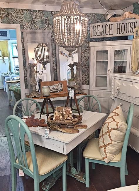 Cozy Shabby Chic Cafe Furniture Ideas 01