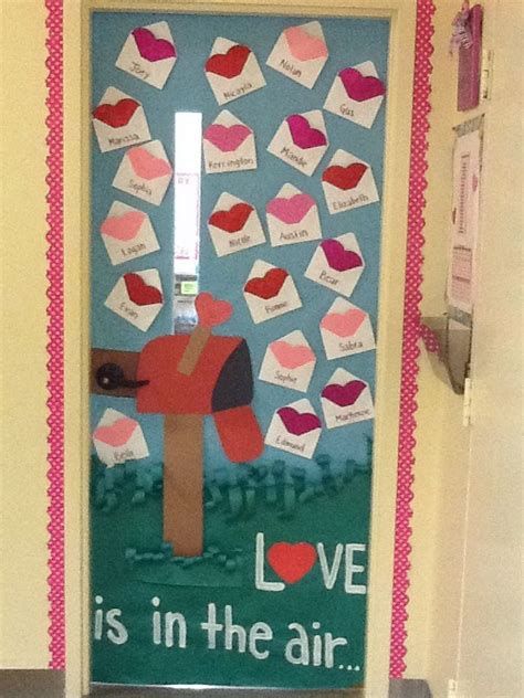 Cozy Valentines Day Classroom Door Decorations Ideas 05