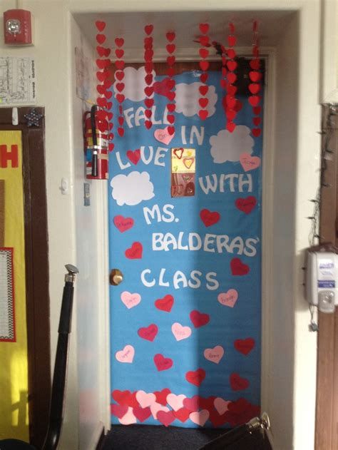 Cozy Valentines Day Classroom Door Decorations Ideas 14