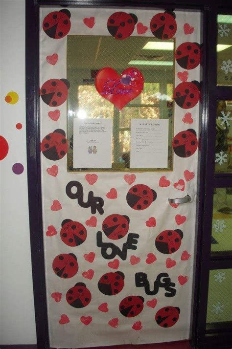 Cozy Valentines Day Classroom Door Decorations Ideas 15