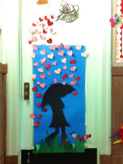 Cozy Valentines Day Classroom Door Decorations Ideas 27