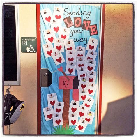 Cozy Valentines Day Classroom Door Decorations Ideas 33
