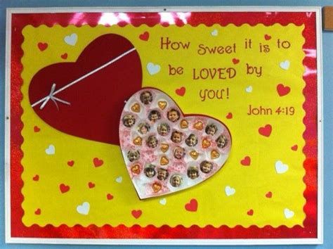 Easy Valentines Board Decorations Ideas 05