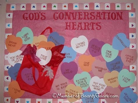 Easy Valentines Board Decorations Ideas 11