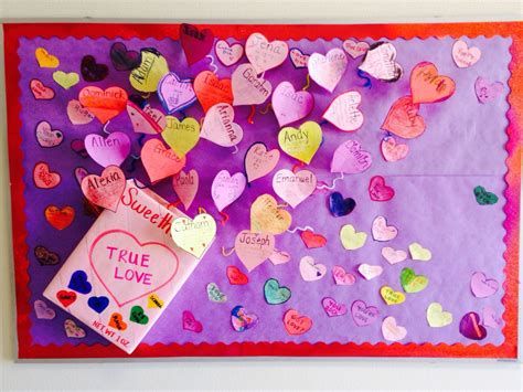 Easy Valentines Board Decorations Ideas 21