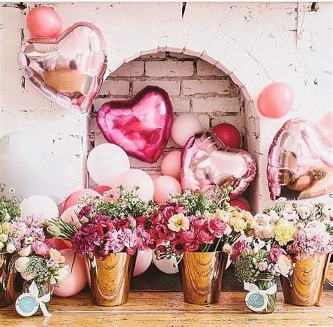 Gorgeous Valentines Stage Decoration Ideas 03