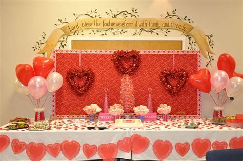 Gorgeous Valentines Stage Decoration Ideas 05