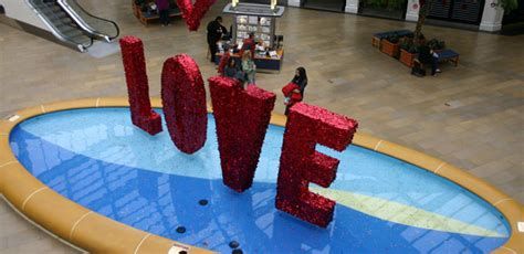 Gorgeous Valentines Stage Decoration Ideas 07