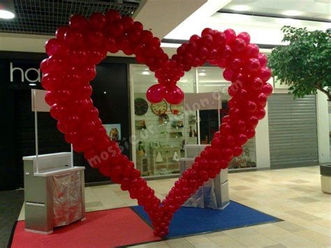 Gorgeous Valentines Stage Decoration Ideas 28