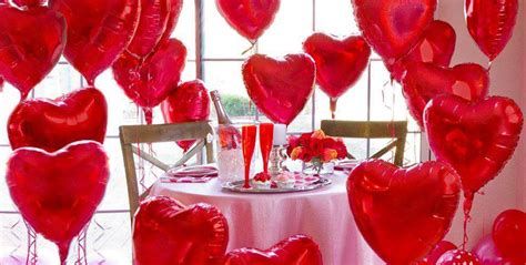 Gorgeous Valentines Stage Decoration Ideas 32