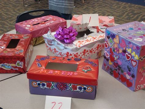 Impressive Valentine Boxes Decorating Ideas Ideas 33