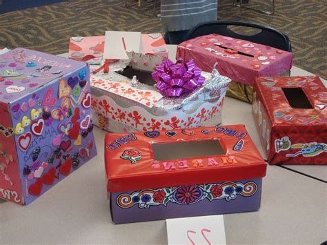 Impressive Valentine Boxes Decorating Ideas Ideas 34