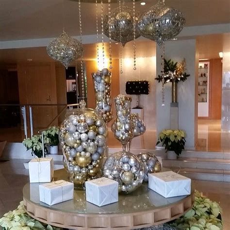 Impressive Valentines Day Hotel Lobby Decorations Ideas 20