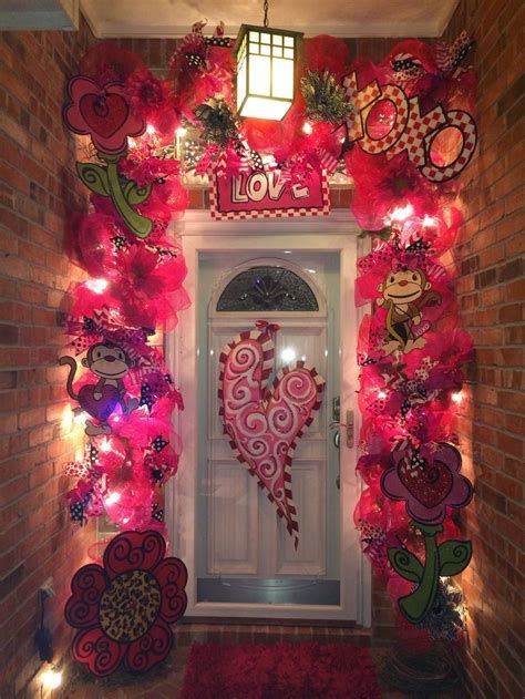 Stunning Valentines Day Door Decorating Ideas Ideas 35