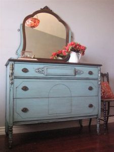 Warm Shabby Chic Baby Changing Table Ideas 03