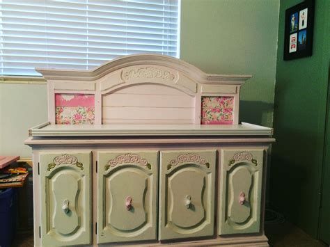 Warm Shabby Chic Baby Changing Table Ideas 11