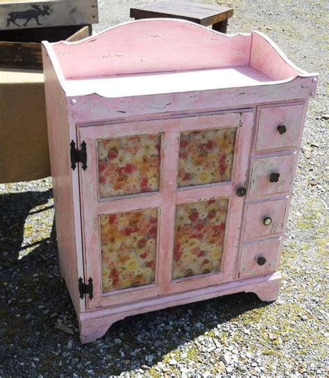 Warm Shabby Chic Baby Changing Table Ideas 18