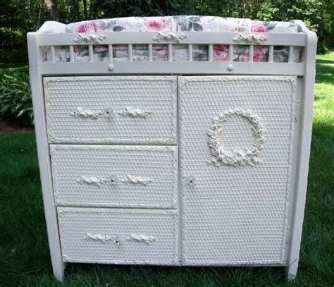 Warm Shabby Chic Baby Changing Table Ideas 19