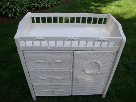 Warm Shabby Chic Baby Changing Table Ideas 23