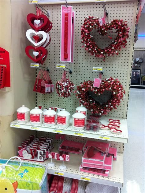 Warm Valentines Decoration Cutouts Ideas 08