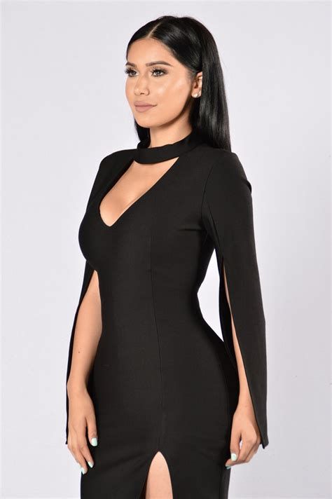 Adorable Black Dress For Valentine Day 08