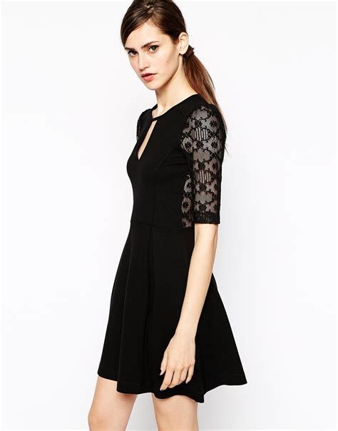 Adorable Black Dress For Valentine Day 10