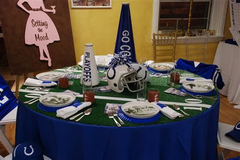 Adorable Super Bowl Table Decoration Ideas 06