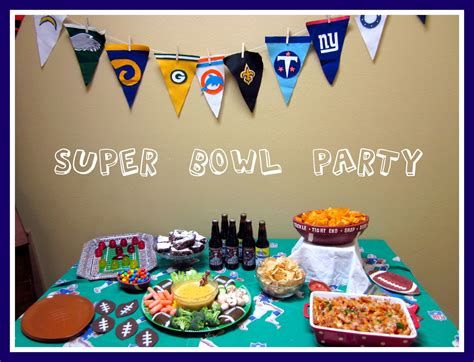 Adorable Super Bowl Table Decoration Ideas 34