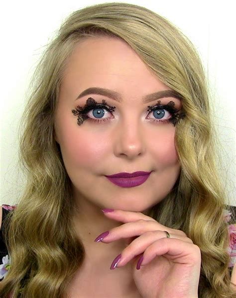 Adorable Valentines Day Makeup Look Ideas 28